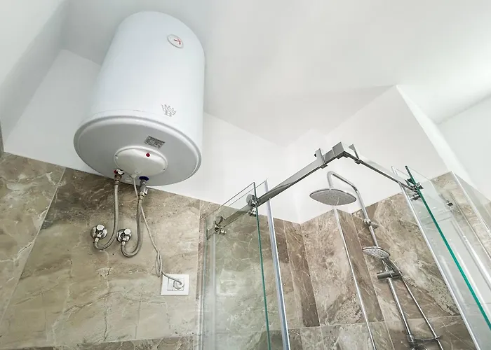 Durres Dream A95 Golem (Tirana)